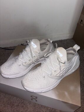 Under Armour HOVR Phantom 2 8.5 WMNS